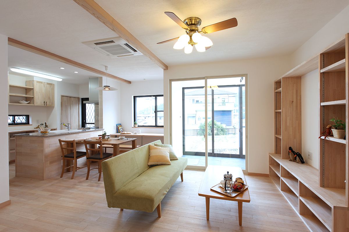 リビング | フォトギャラリー | 「食べられる家」徳島の自然素材・天然素材の戸建、健康な注文住宅なら無添加住宅正規代理店、阿南市の四国建設へ